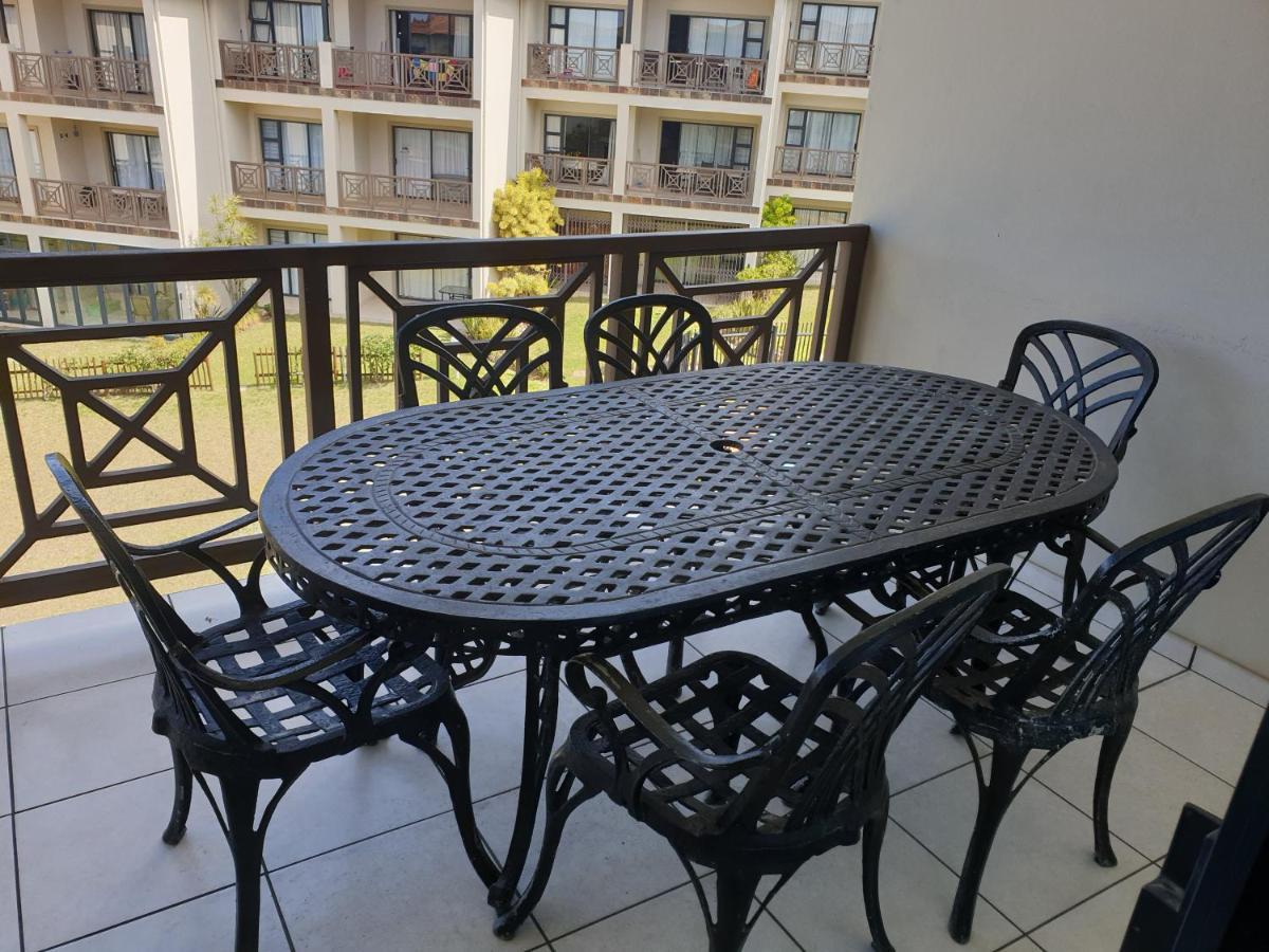 Topanga Holiday Home Uvongo Beach Exterior foto